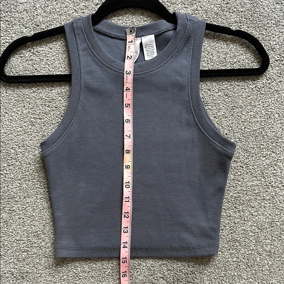Tilly's Gray Crop Tank Top - Picture 4 of 4